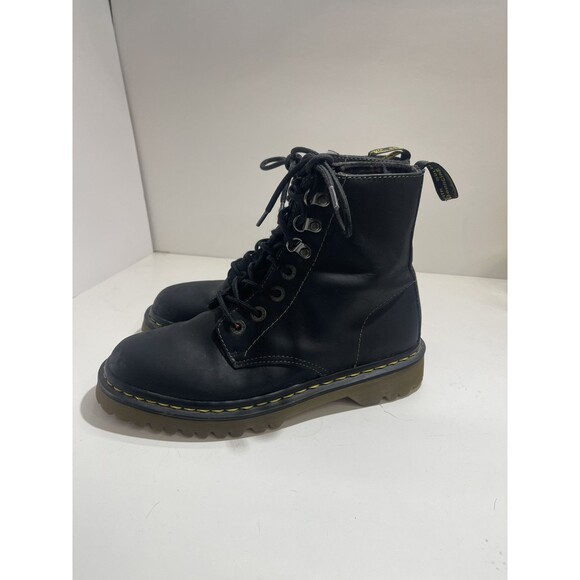 Doc Martens Women’s Size 8 Aw004 Floral Inside Air wave Black - Picture 1 of 10